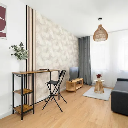Apartment Jasny Z Parkingiem W Centrum Poznania By Renters *
