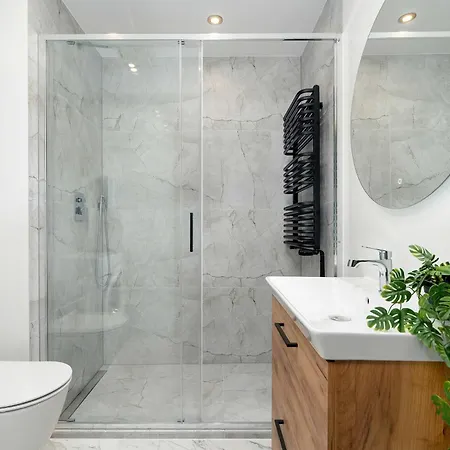 Jasny Z Parkingiem W Centrum Poznania By Renters Daire Poznan