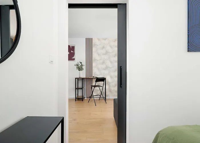 Jasny Z Parkingiem W Centrum Poznania By Renters Apartament Poznań