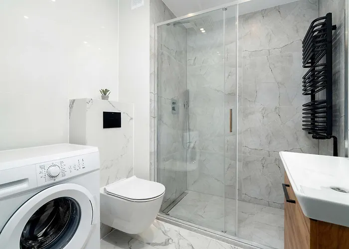 Jasny Z Parkingiem W Centrum Poznania By Renters Apartment Posen